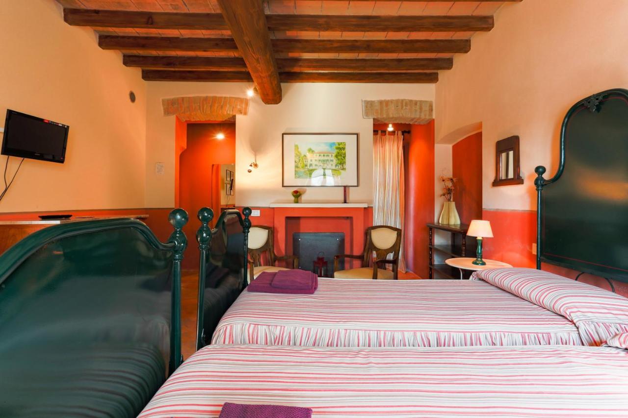 Le Corti Della Gualdana Farm stay Voghera